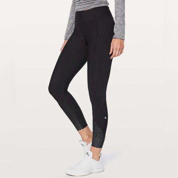 Lululemon Tight Stuff Tight II 25"
Black Size 4 - Picture 1 of 4